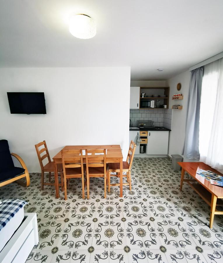 Nest Apartman Balatonszarszo Exteriér fotografie