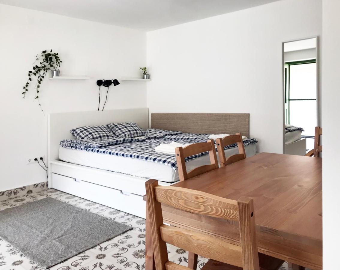 Nest Apartman Balatonszarszo Exteriér fotografie